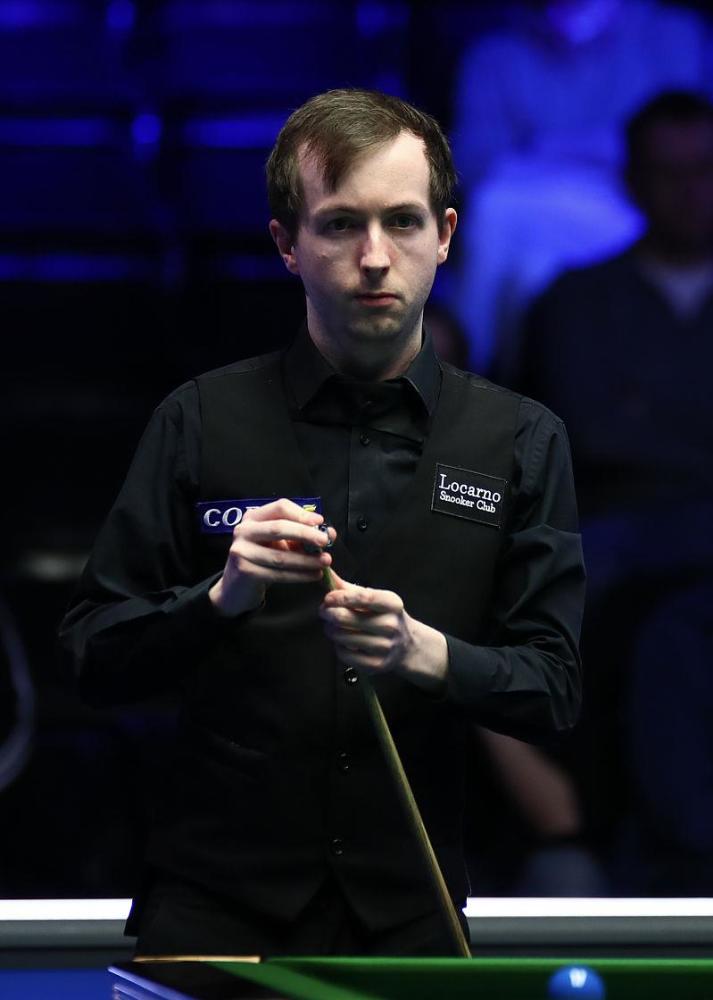 而是与人们 而是与人们