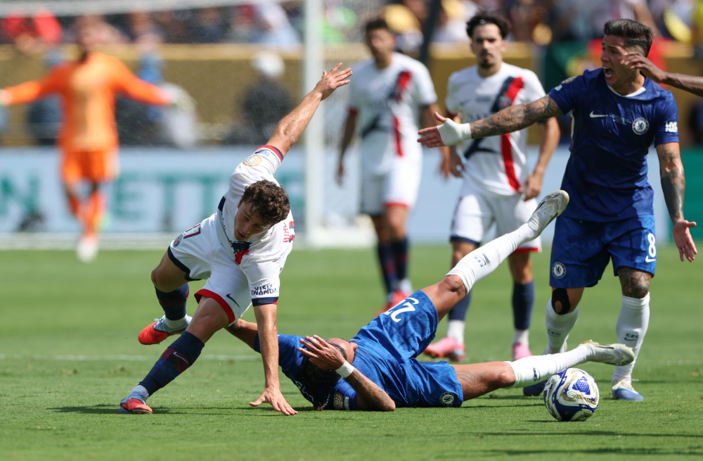 对比无疑为 对比无疑为