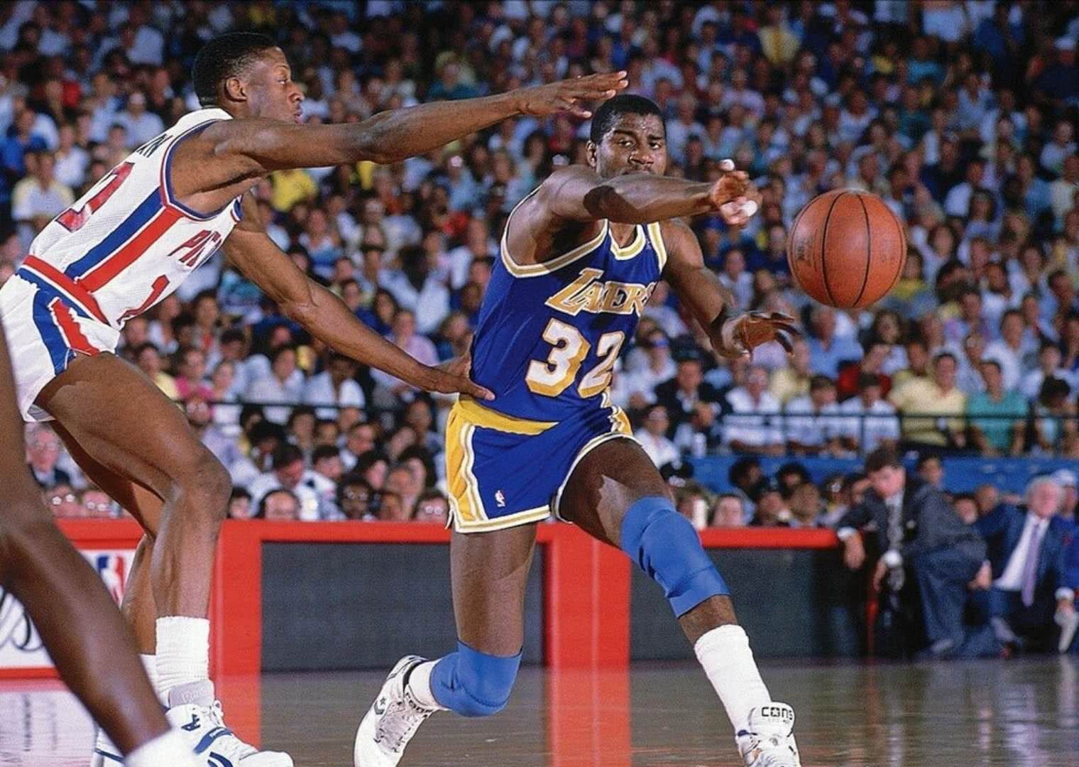 从三分线外 从三分线外