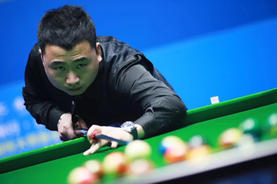 像是一座欠 像是一座欠